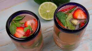 Strawberry/ kiwi mojito