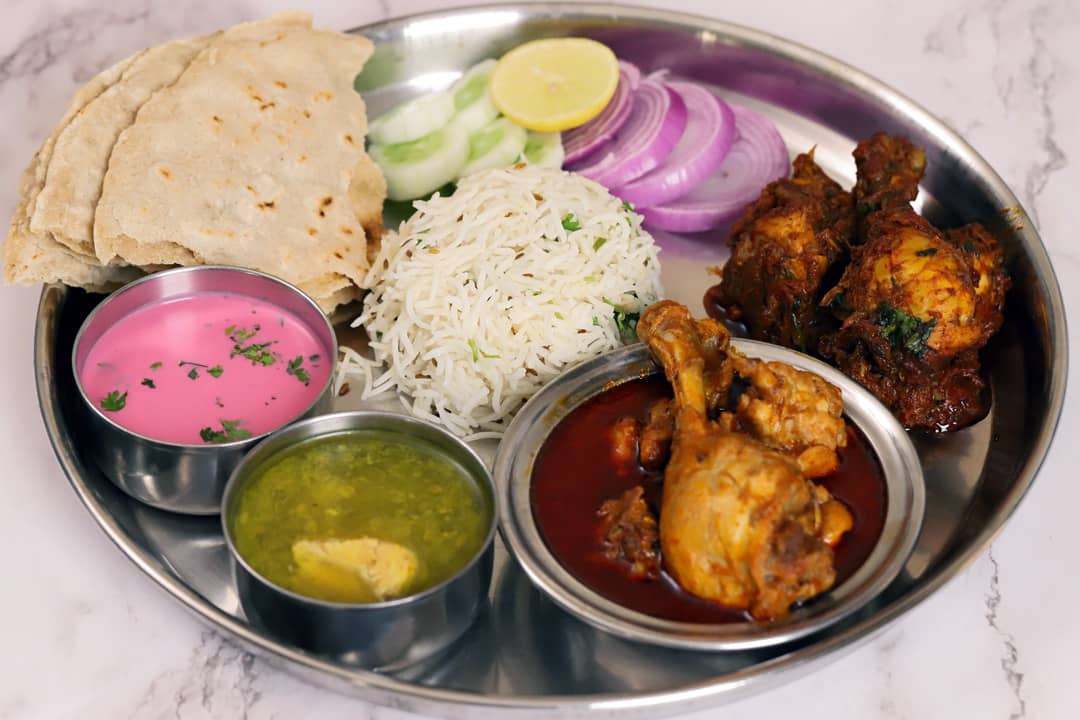 Chicken Thali : Rice, Roti 2pcs, Chicken 2pc/ Egg Curry, Salad Pickle