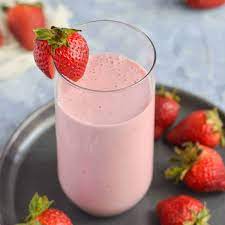 Stawberry Lassi 