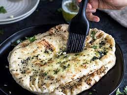 Garlic naan